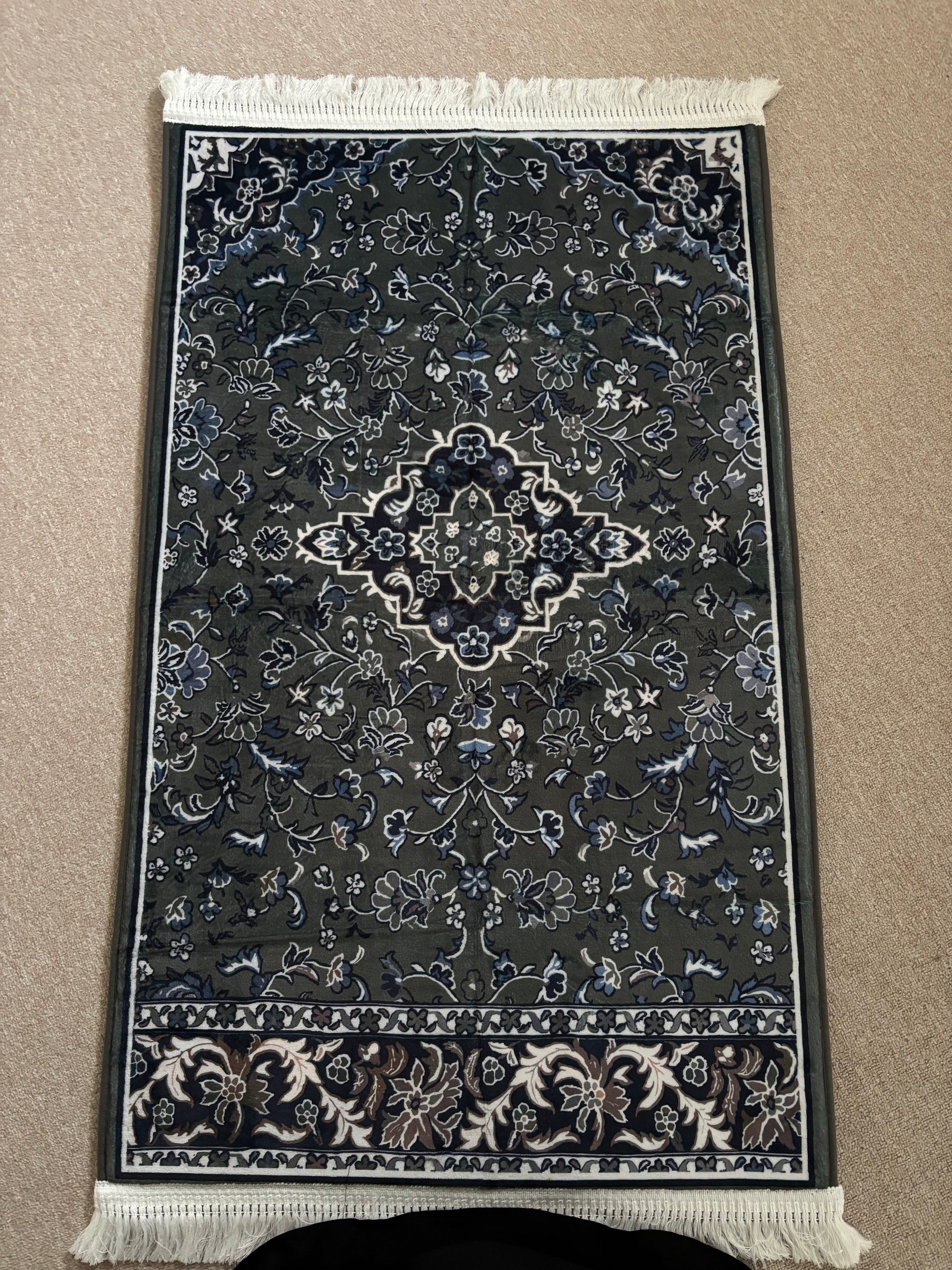 Tapis de prière médine